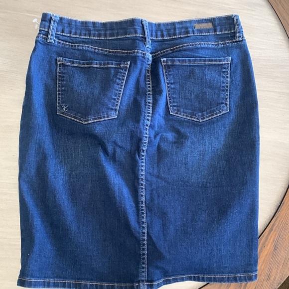 KUT Rosie Pencil Skirt Denim Blue Skirt Sz 8 Excellent Condition - Picture 9 of 12